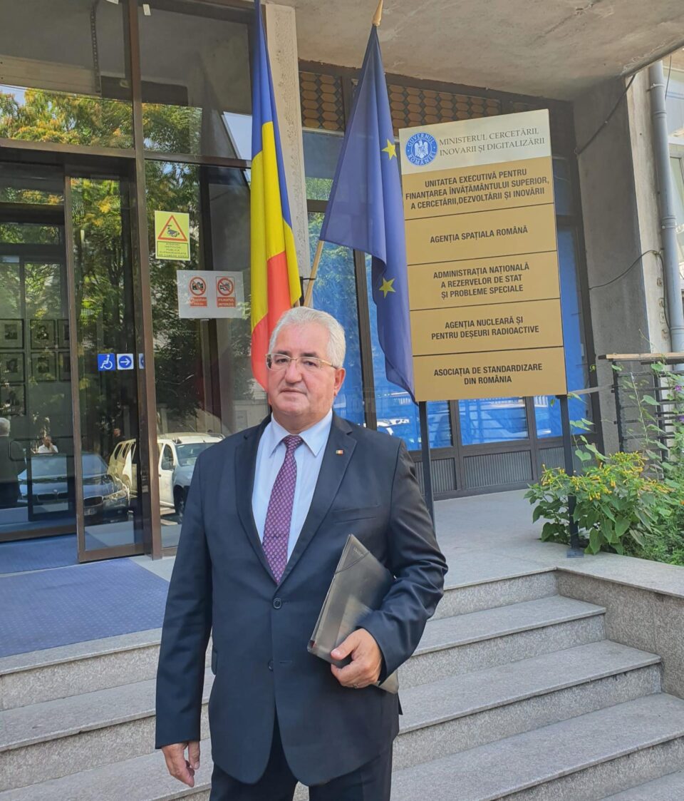 Prezent marți în Capitală, primarul Sucevei, Ion Lungu, a făcut un nou tur de forță pe la ministere