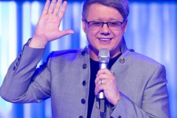 Fuego cântă la „Cântecul cetinii” de la Dorna Arini