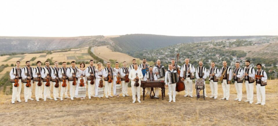 Orchestra „Frații Advahov”
