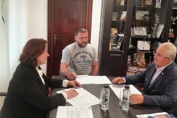 Primarul Sucevei, Ion Lungu, la discuțiile cu Doina Iacoban, subsecretar de stat de la Ministerul Investițiilor și Proiectelor Europene