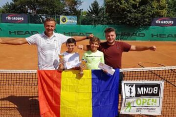Antrenorul Lechner David Arcip și Andrei Radu