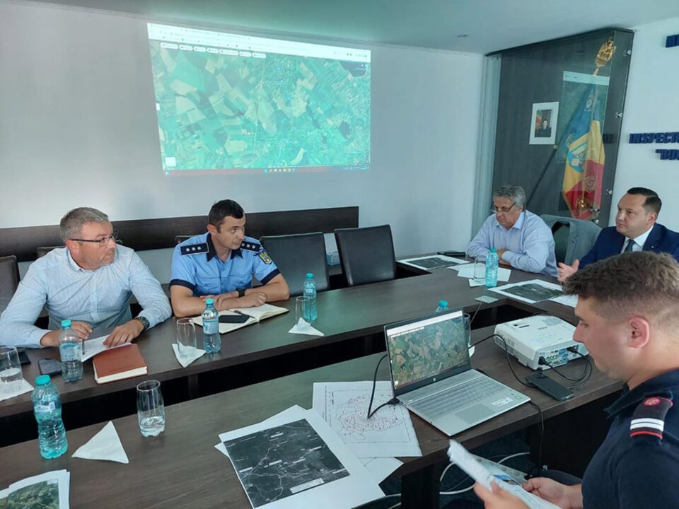 Ședința extraordinară pe tema problematicii traficului greu din zona Siret - Rădăuți