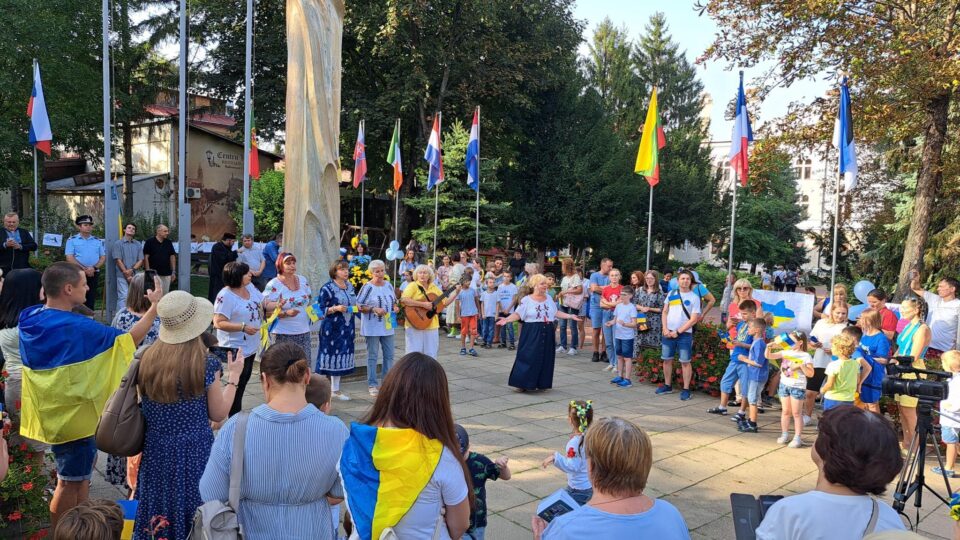 Refugiații ucraineni de la Suceava au marcat Ziua Independenței Ucrainei