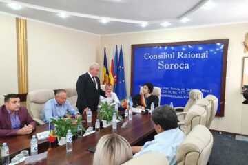 Primarul Sucevei, Ion Lungu, a fost la Soroca, oraș înfrățit cu municipiul reședință de județ, cu ocazia a două evenimente importante