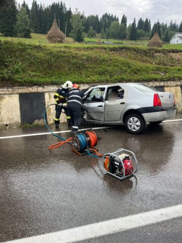 Accident cu un mort și patru răniți pe Mestecăniș