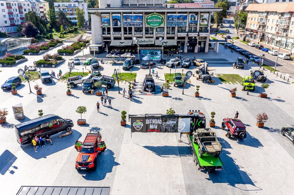 Mașini spectacol și mii de oameni, la prima ediție a Off Road Max Bucovina - 4X4 Show