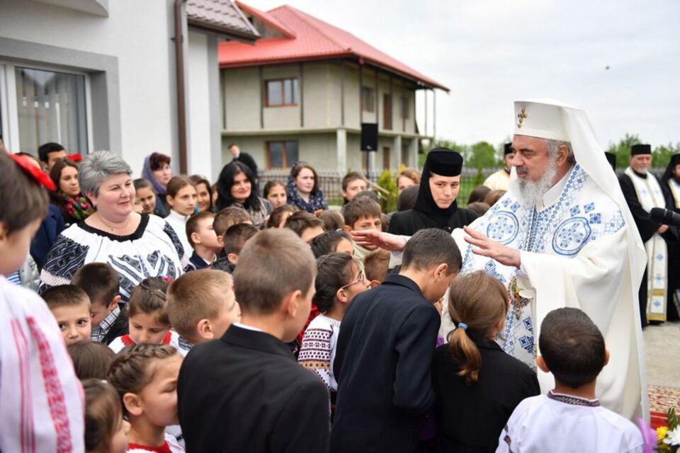 Copiii și tinerii au nevoie să descopere sensul profund creștin al vieții