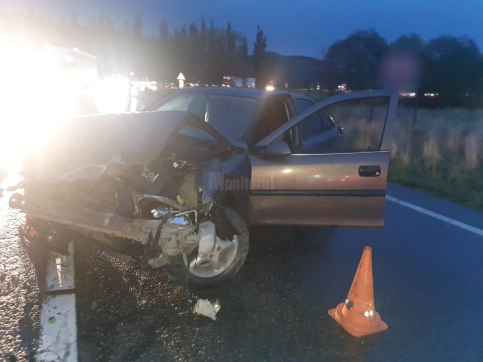 Accident și trafic blocat la intrarea în Humor dinspre Păltinoasa