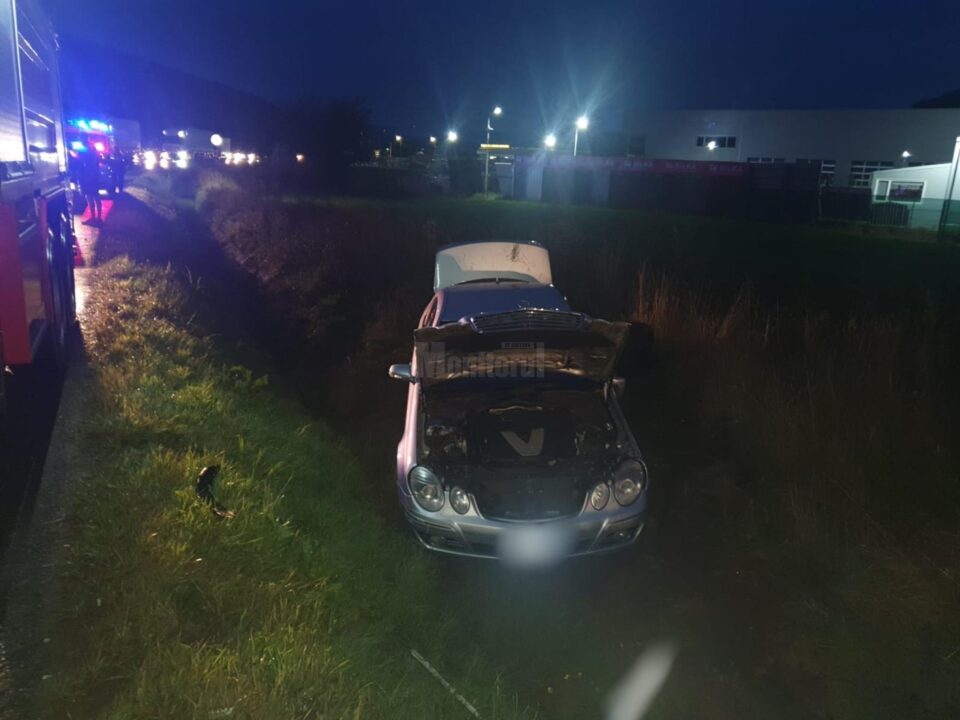 Accident și trafic blocat la intrarea în Humor dinspre Păltinoasa
