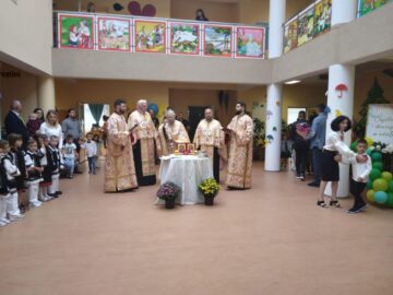 Școala Gimnazială și Grădinița cu Program Prelungit „Sf. Ioan cel Nou de la Suceava” și-au deschis porțile