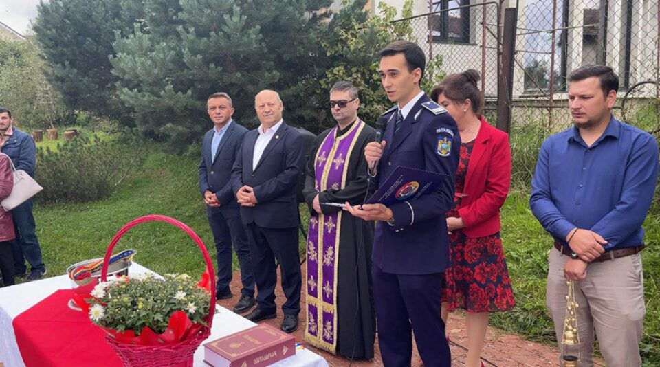 Polițiștii spun că vor încerca să monitorizeze cât mai atent unitățile de învățământ