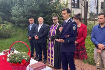 Polițiștii spun că vor încerca să monitorizeze cât mai atent unitățile de învățământ