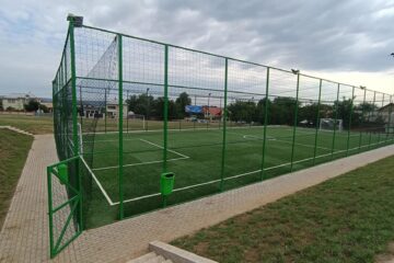 Terenul de sport cu nocturnă de la Lisaura