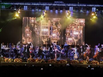 „Simfonii de toamnă”, ediția a IX-a, un eveniment exploziv, o seară memorabilă de muzică, dans, lumini, în compania a peste 120 de artiști din Republica Moldova