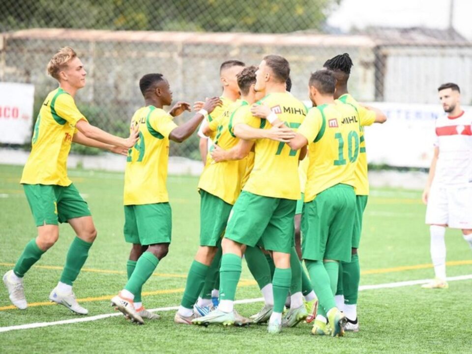 Forestierii se bucura dupa victoria cu Dante. Foto - Facebook - Fotograful sportiv