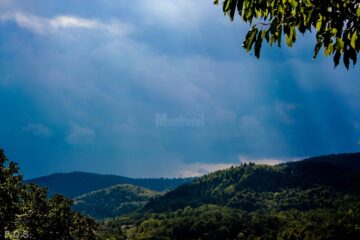 Minunatele peisaje din Bucovina, promovate printr-un tur cicloturistic