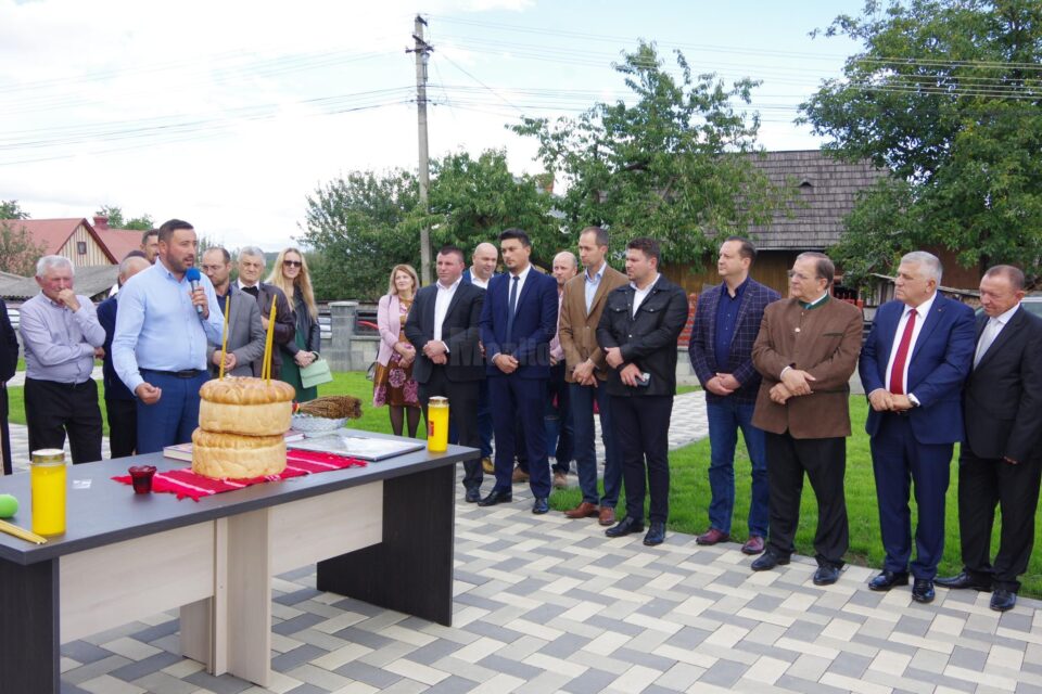 Autoritățile judetețe și primarii din localitățile invecinate au fost alături de primarul Valentin Luță