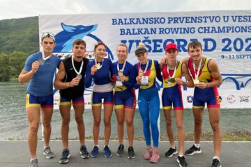 Canotorii de la CSM Suceava prezintă cu mândrie medaliile cucerite