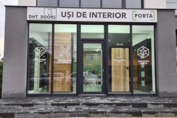 Showroom-ul poate fi găsit la ieșirea din Vicovu de Jos, spre Bivolărie, pe partea dreaptă (lângă Mămuca)