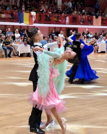 Sportivi suceveni de la „Bucovina Dance Studio”, premiați la „Cupa Sătmarului”
