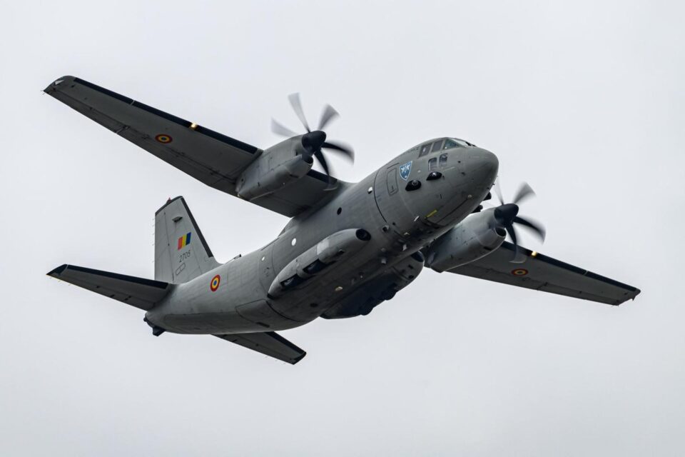 Avion de transport militar sursa Facebok Fortele Aeriene Române
