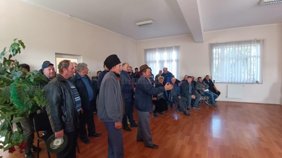 Tensiunile au fost la cote maxima în ședința de Consiliu Local de la Bosanci