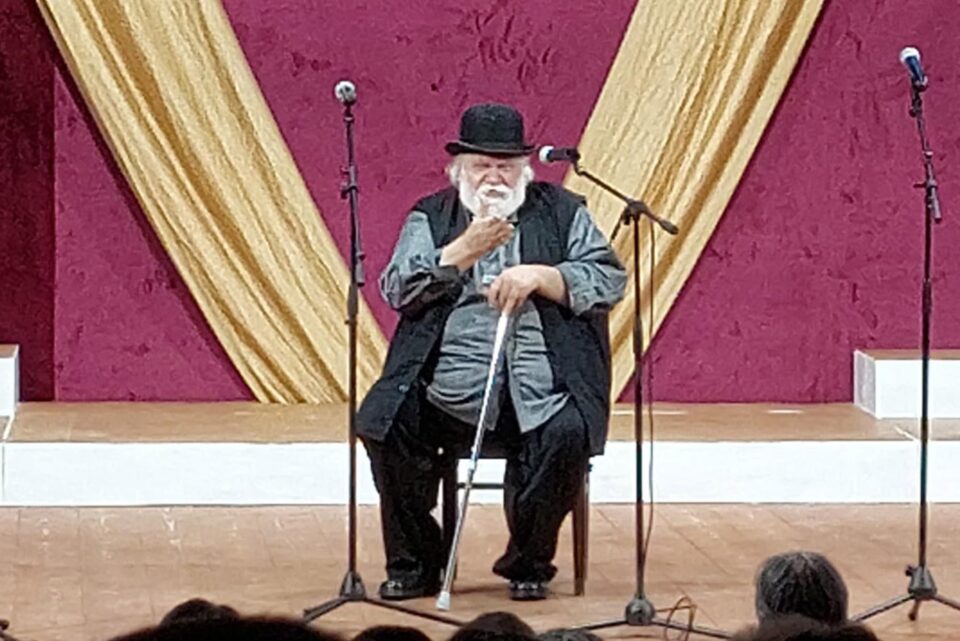 Actorul, umoristul și scriitorul Constantin Tiron