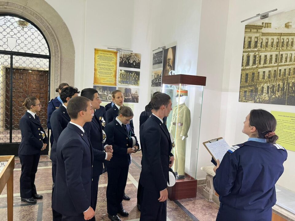 Cadeți italieni în vizită la Colegiul Național Militar „Ștefan cel Mare”