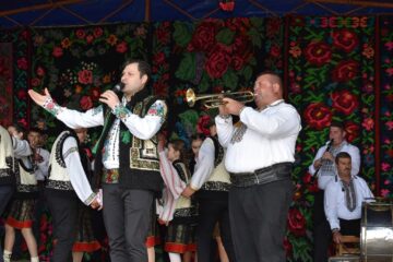 Concert de muzică populară