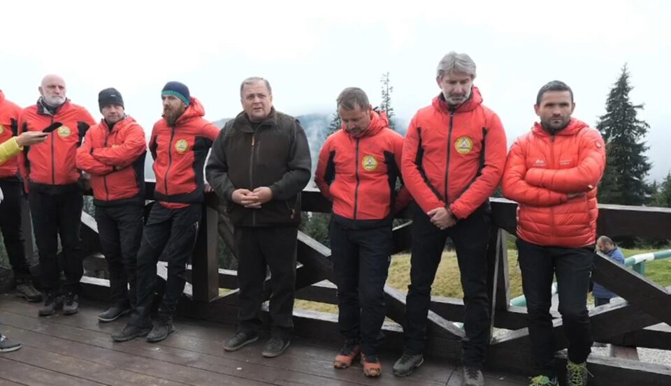Gheorghe Flutur anunță construirea unui skywalk din sticlă pe Piatra Șoimului de pe Rarău