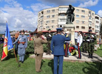 Manifestări dedicate împlinirii a 100 de ani de la dezvelirea monumentului "Grănicerul", ridicat în memoria eroilor Regimentului 2 Grăniceri