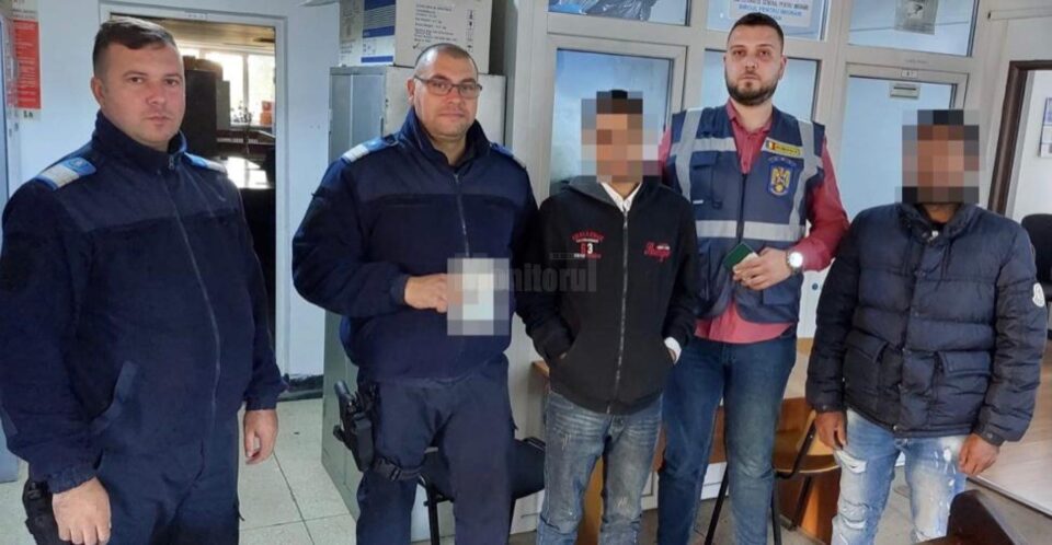 Un cetățean din Nepal și unul din Sri Lanka, depistați de polițiștii de Imigrări din Suceava cu viză de ședere expirată Un cetățean din Nepal și unul din Sri Lanka, depistați de polițiștii de Imigrări din Suceava cu viză de ședere expirată