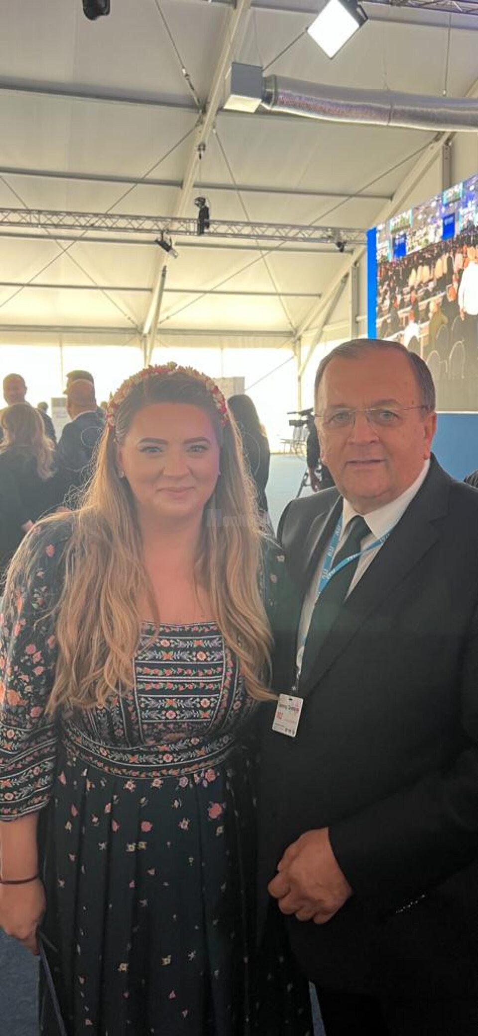 Cristiana Flutur alături de tatăl său, președintele CJ Suceava, Gheorghe Flutur