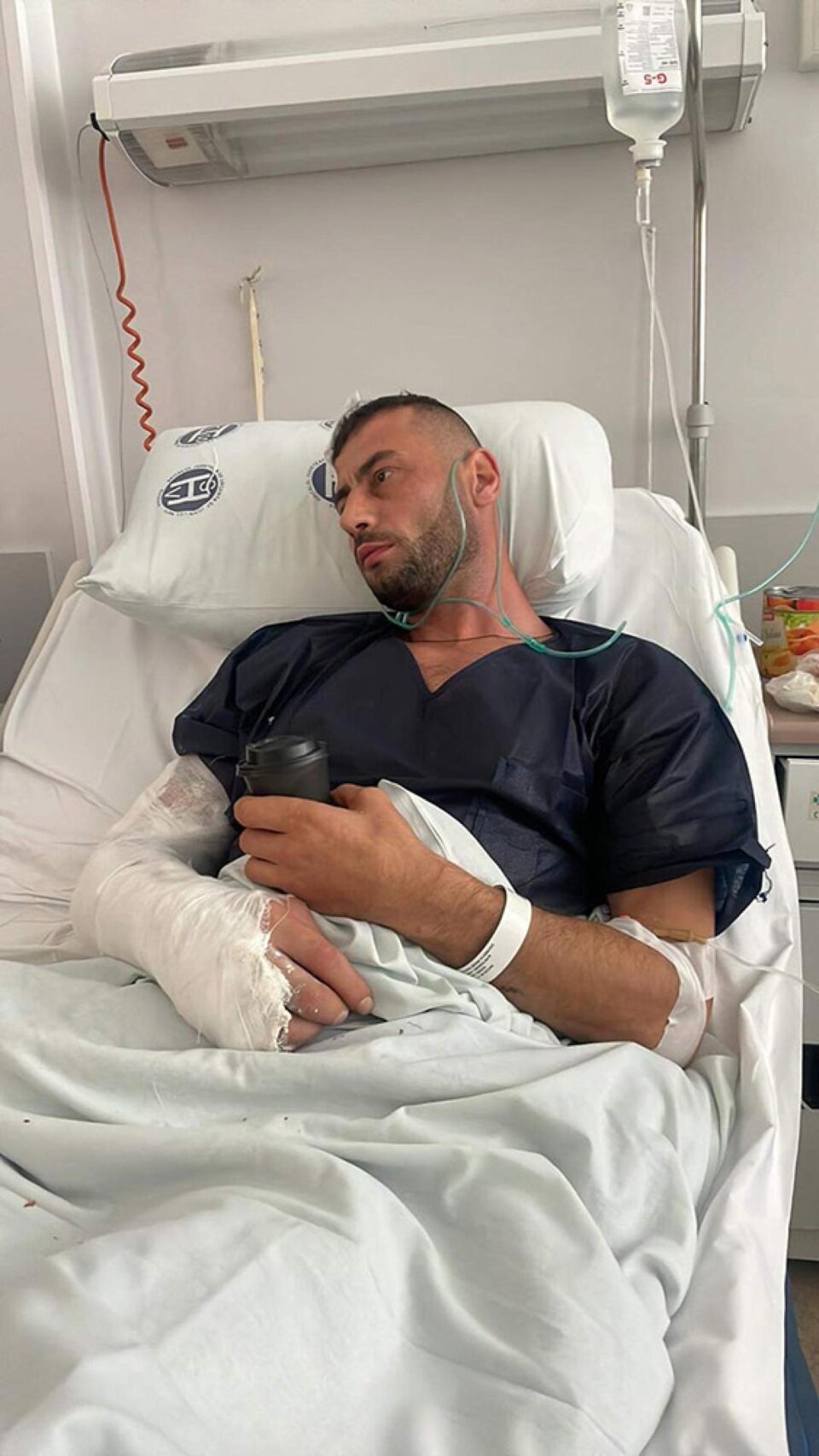Cornel Marian Naida a fost internat în Spitalul Județean Suceava cu fracturi multiple și a fost operat până acum de două ori