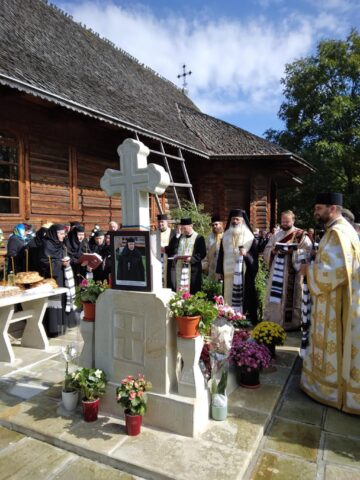 Preasfințitul Părinte Antonie, Episcop de Bălți, a slujit duminică, împreună cu un sobor numeros de preoți și diaconi, la Mănăstirea Voroneț
