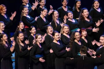 Două premii importante obținute de Corala de fete ,,Ciprian Porumbescu” a Colegiului Național ,,Ștefan cel Mare”, în Grecia
