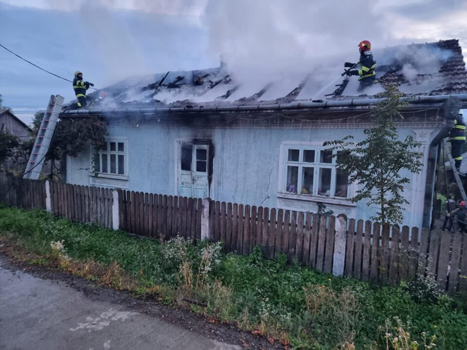 Cinci incendii în mai puțin de 24 de ore, în județul Suceava