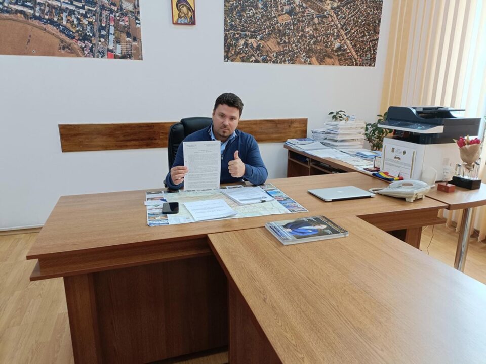 Primarul municipiului Rădăuți, Bogdan Loghin