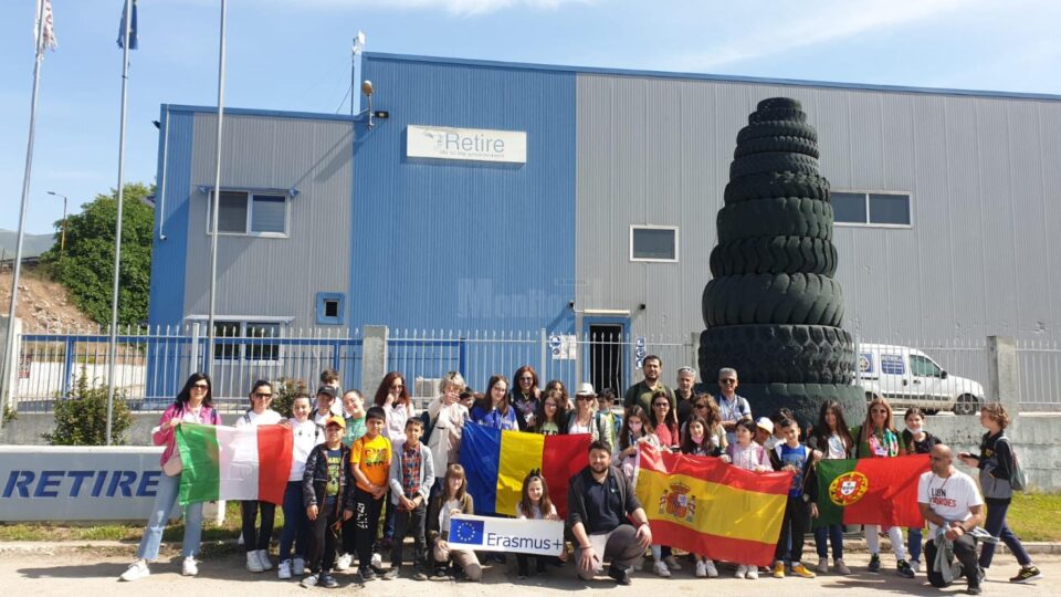 Elevi și profesori ai Școlii Gimnaziale Nr. 4 Suceava, într-o experiență de mobilitate Erasmus+ în Grecia, în proiectul „Recycle Today For A Better Tomorow”
