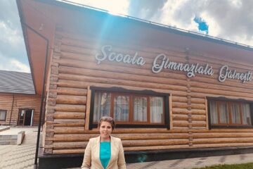 Oana Șorodoc, directoarea Școlii Gimnaziale Găinești