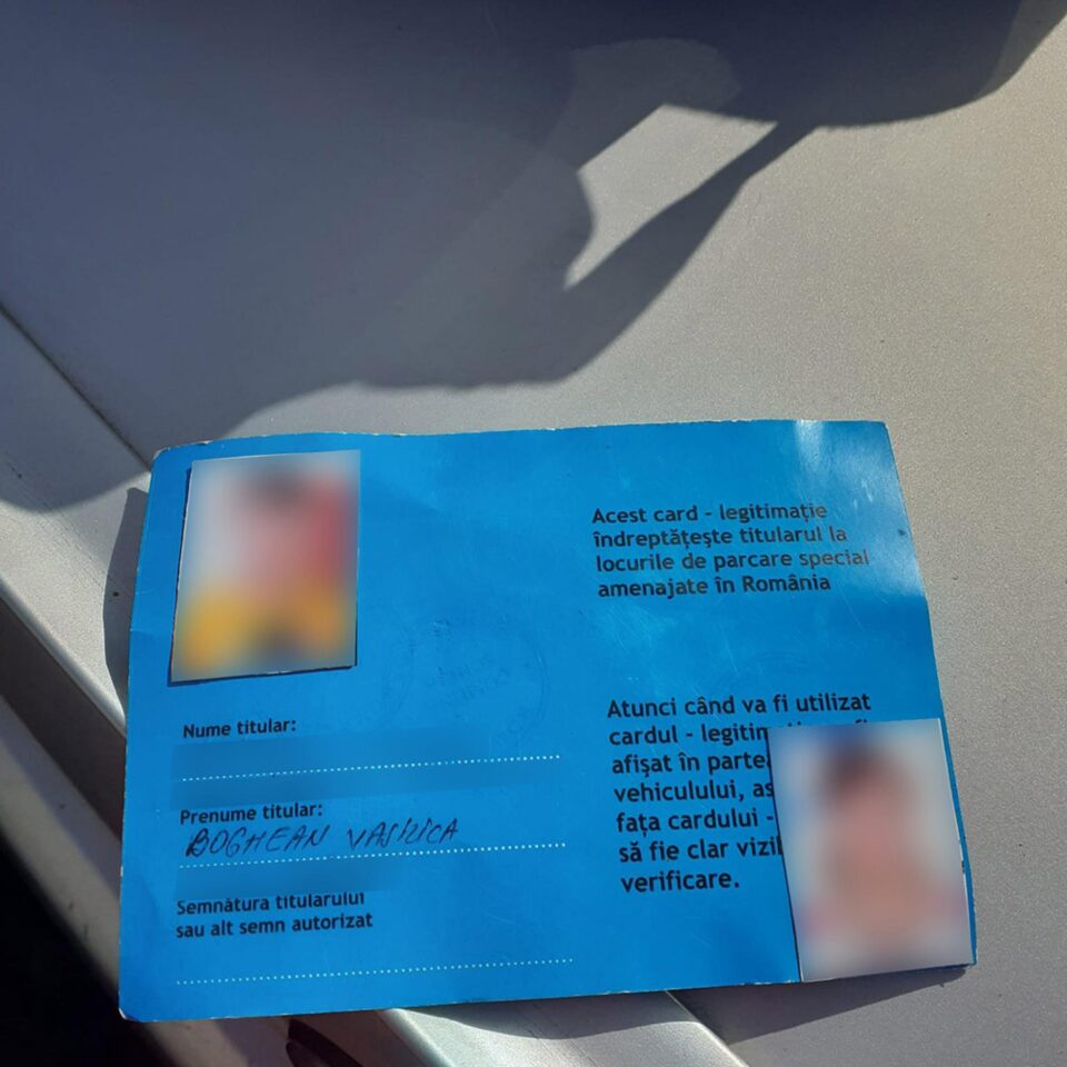 Persoanele cu dizabilități au dreptul să parcheze gratuit în orice parcare publică