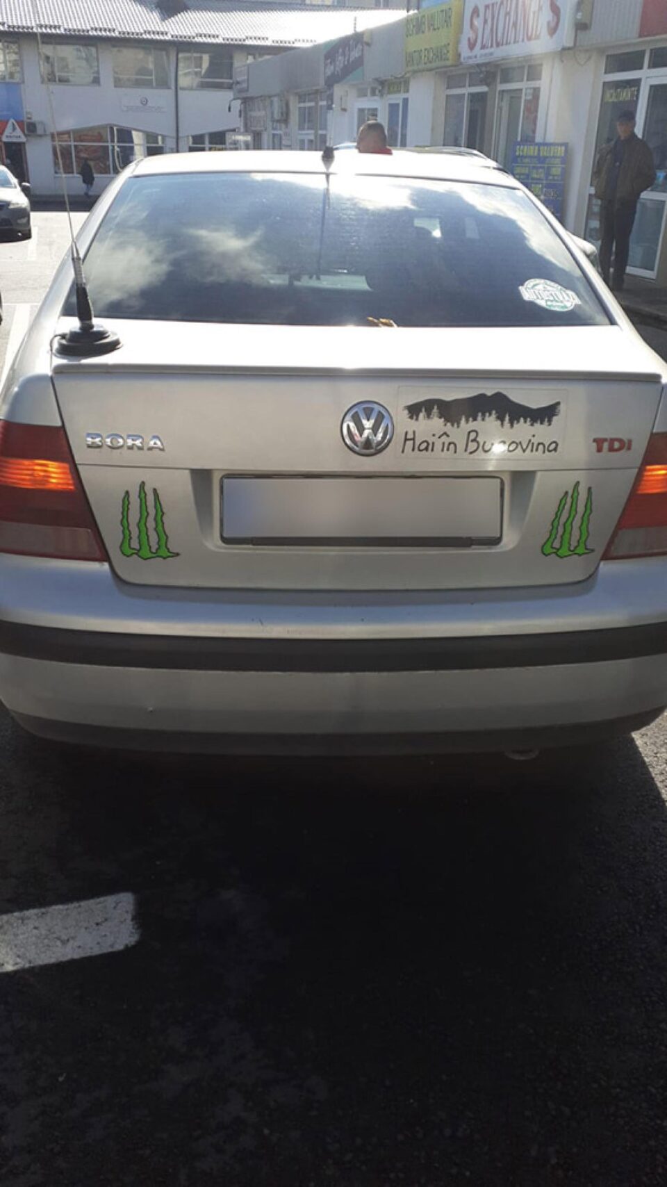 Mașina blocată
