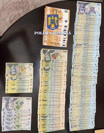 Sume de bani găsite la percheziții