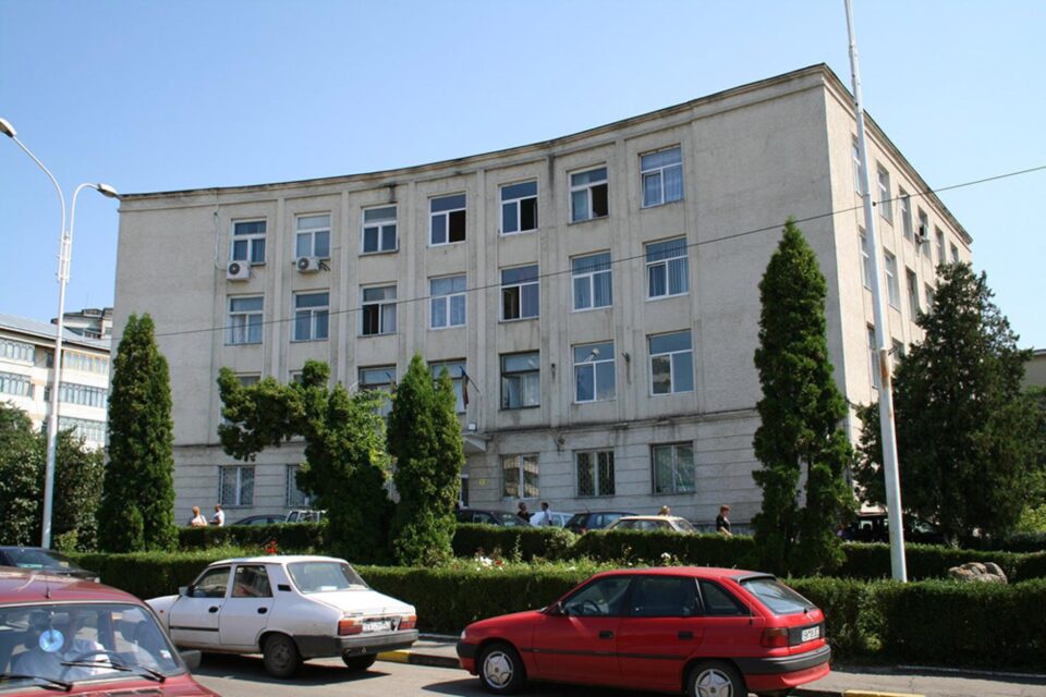 Policlinica Areni