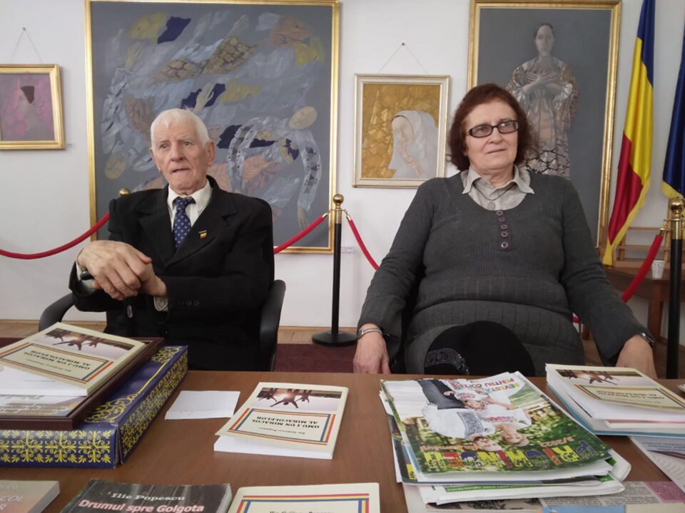 Prof. dr. Ilie Popescu, președintele Societății regionale „Golgota”, a conferențiat miercuri la Biblioteca Bucovinei