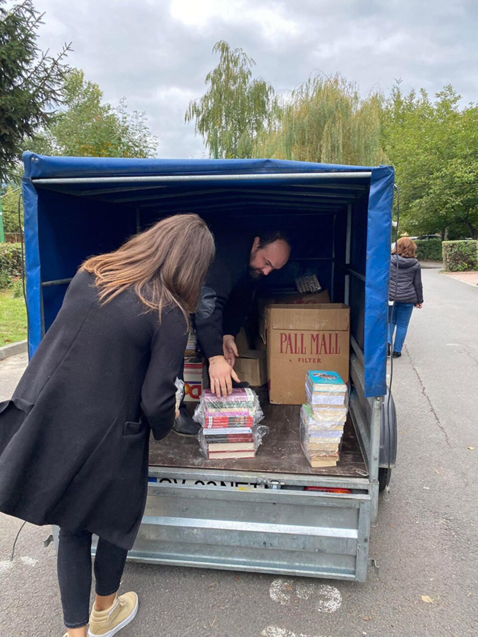 Primele donații pentru biblioteca de la Cumpărătura