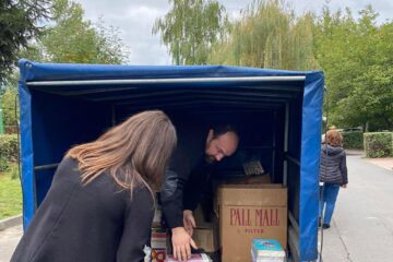 Primele donații pentru biblioteca de la Cumpărătura