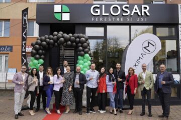 Prieteni și colaboratori, la inaugurarea noului sediu GLOSAR