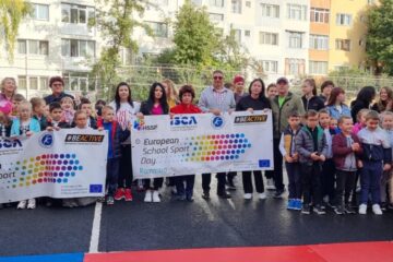 Ziua Europeană a Sportului Școlar, marcată prin întreceri sportive în natură, la Școala nr.4 Suceava