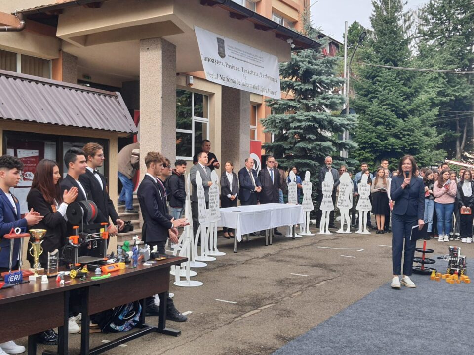 Lansarea Clubului de robotică